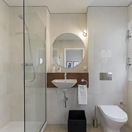 Downtown By An Island フンシャル