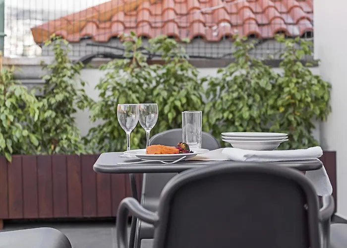 Downtown By An Island *