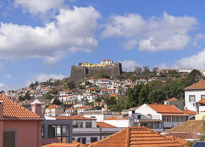 Appartamento Downtown By An Island *