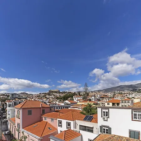 Downtown By An Island Apartamento