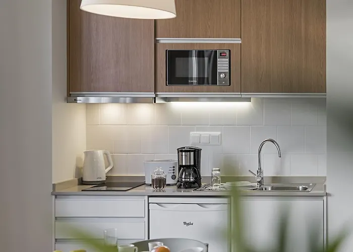 Downtown By An Island *