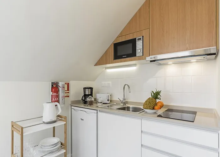 Downtown By An Island *