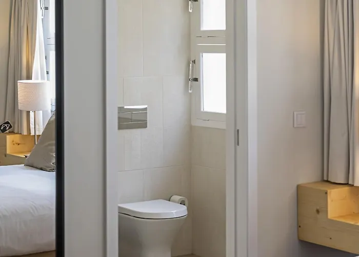 Downtown By An Island